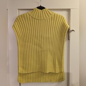 NWT CLOSED Yellow Ribbed Women's Chunky Dickie Sweater